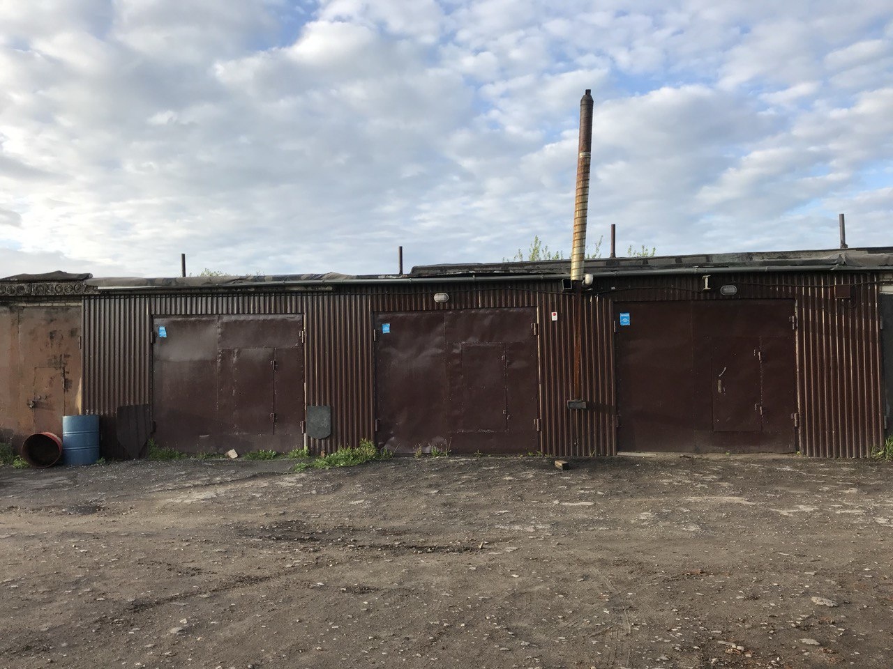 Продам три гаража в гаражном кооперативе Ладья

Нижегородская обл., г.о. Нижний Новгород, Кстово, ул. Шохина, 1к4
Готовый бизнес‼


Предлагается уникальный комплекс из трёх гаражей общей площадью 90 кв. м, полностью переоборудованных под автосервис. В арсенале — собственная покрасочная камера и эл
