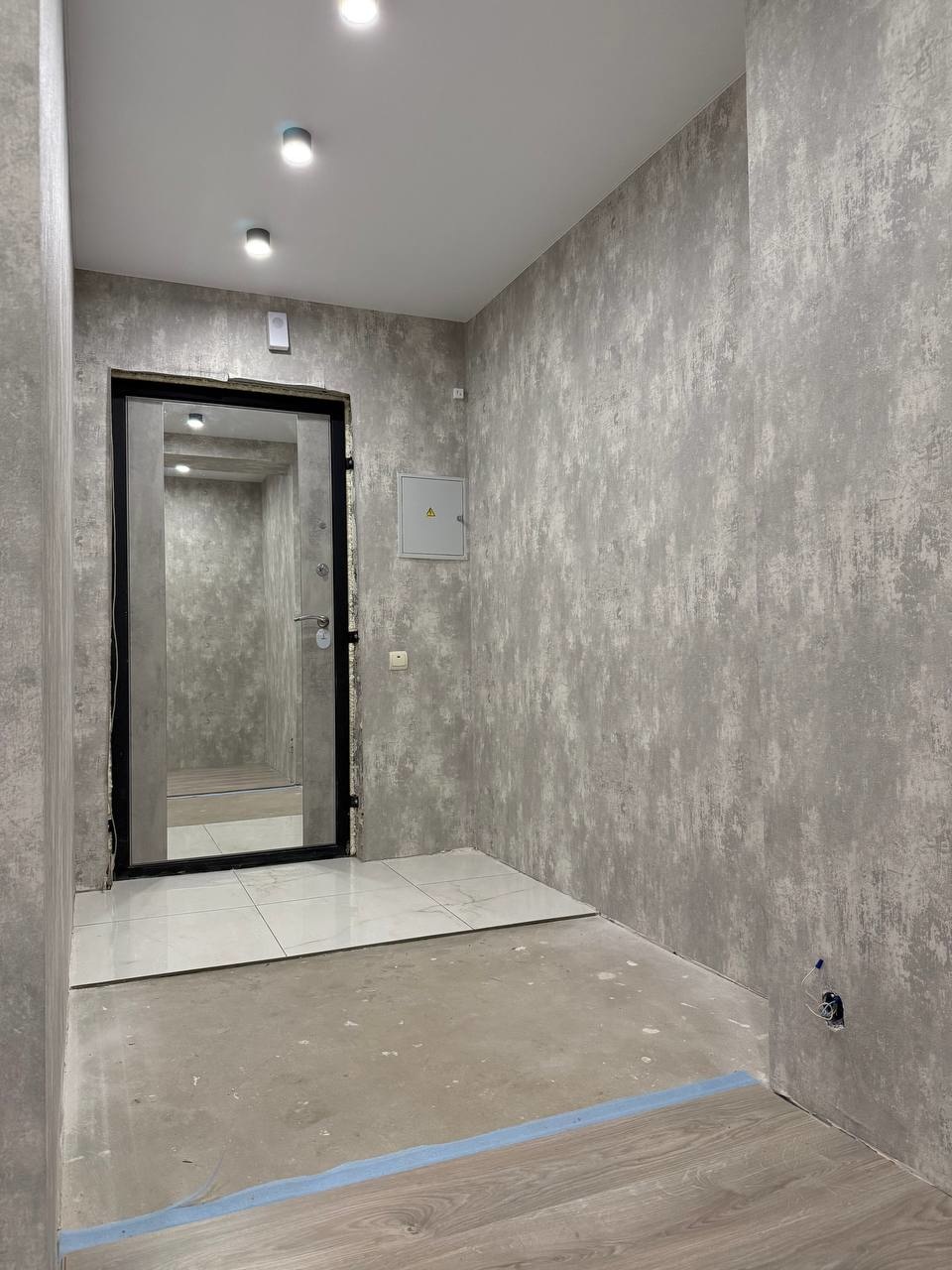 Предложение для молодой семьи!
В продаже 2-к S=46,7m2 6/6эт (есть тех этаж) Кстово г.о.Нижний Новгород 
ул. Береговая,2

Отличное предложение в ЖК  «Волжский берег»
▫️Квартира с современной планировкой:
• кухня-гостиная 23m2
• комната 10m2
• прихожая 8m2

▫️Установлены:
• кухонный гарнитур (частично