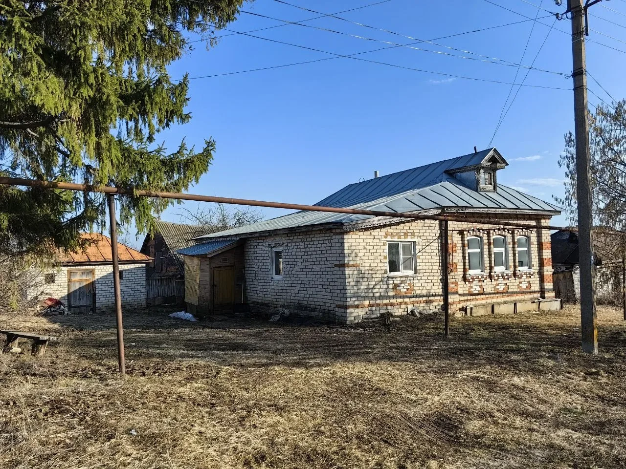 ?Продажа дома в селе Большие Бакалды Бутурлинского района Нижегородской области.

❗Площадь дома: 58,2 кв.м
❗Земельный участок: 38 соток
❗Расположение: село Большие Бакалды, Бутурлинский район, Нижегородская область

❗Основные преимущества:
Круглогодичное проживание - дом полностью готов для постоянн