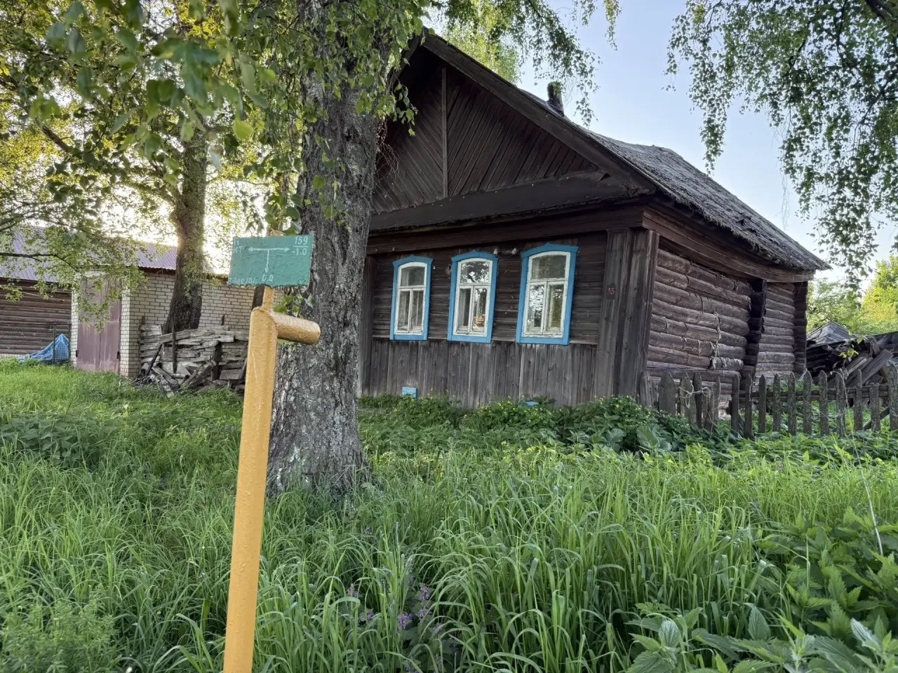 Прекрасное место под строительство своего дома!
В продаже участок земли S=29сот (ЛПХ) в с. Просек Лысковский р-н ул.Школьная,55

Участок находится на тихой улице и имеет возможность подключения всех коммуникаций:
- электричество по границе участка 
- газопровод по границе участка 
- центральный водо