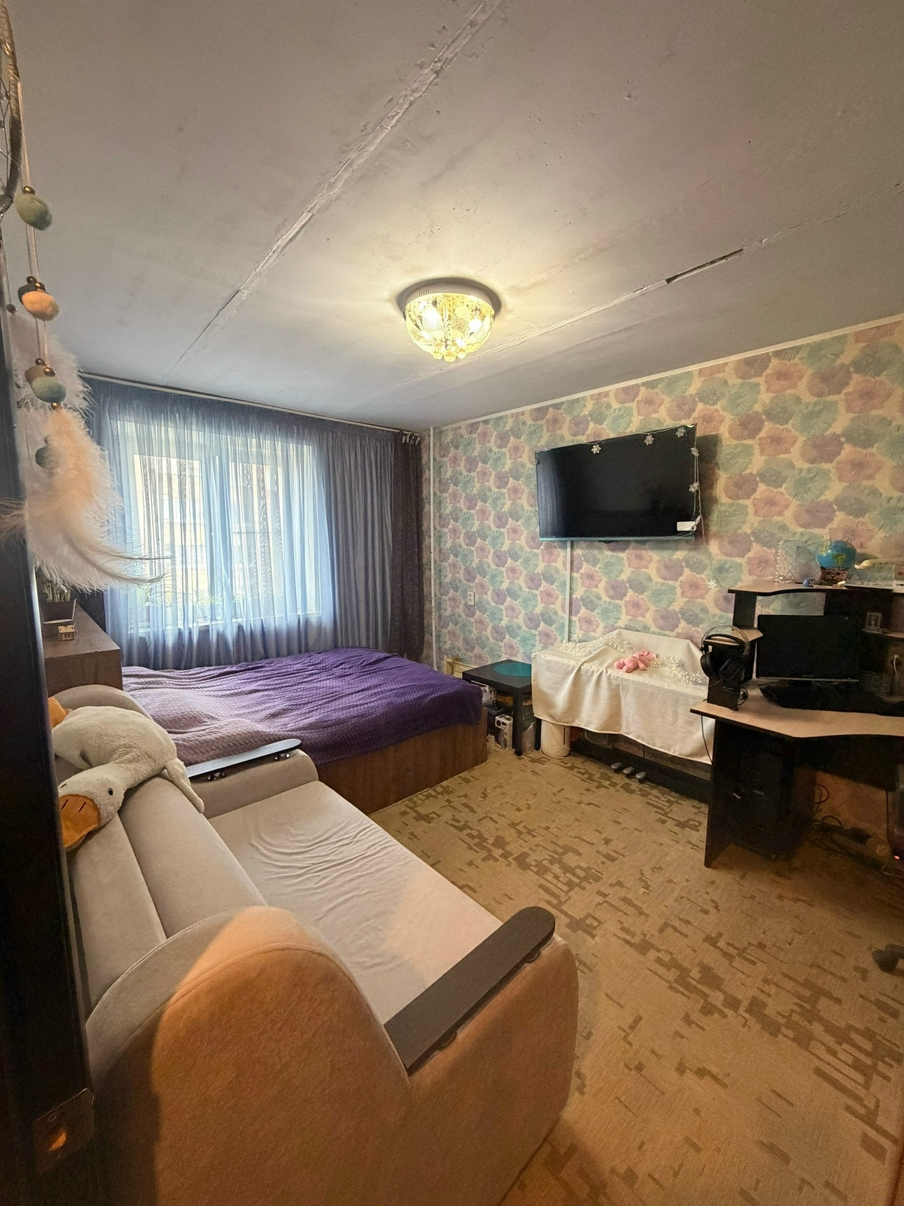 ? Продаю квартиру в Кстово!

Адрес: г. Кстово, проспект Победы, 3
Этаж: 6
Площадь: 27,6 кв. м.
Кухня: 7,5 кв. м. ?
Лоджия: есть ?
Соседи: хорошие, спокойные ?

Компактная и уютная квартира с просторной кухней и лоджией. Отличный вариант для старта или для тех, кто ценит удобное расположение.

? Рядо